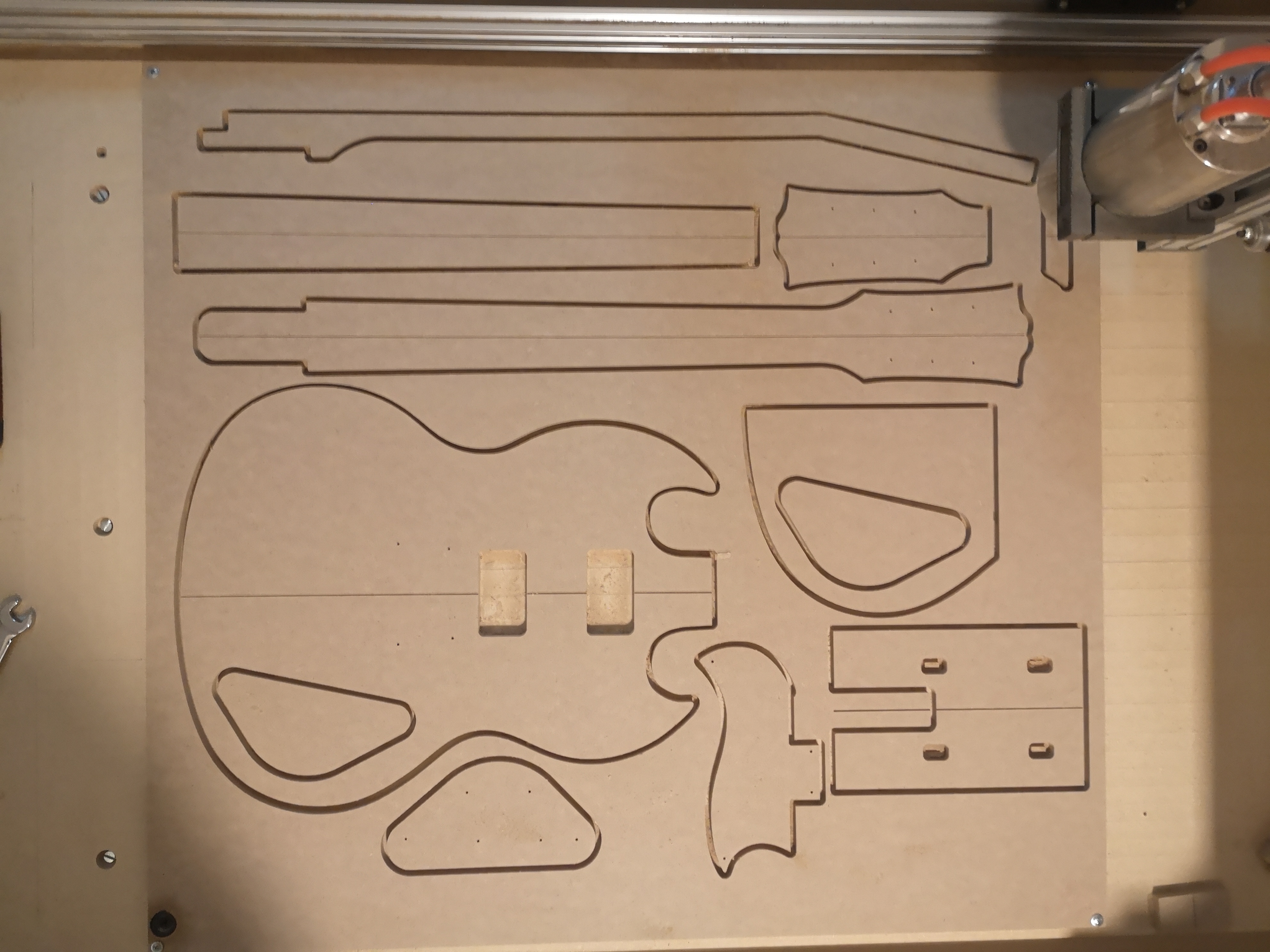 04-Gibson-SG-off-the-cnc.jpg