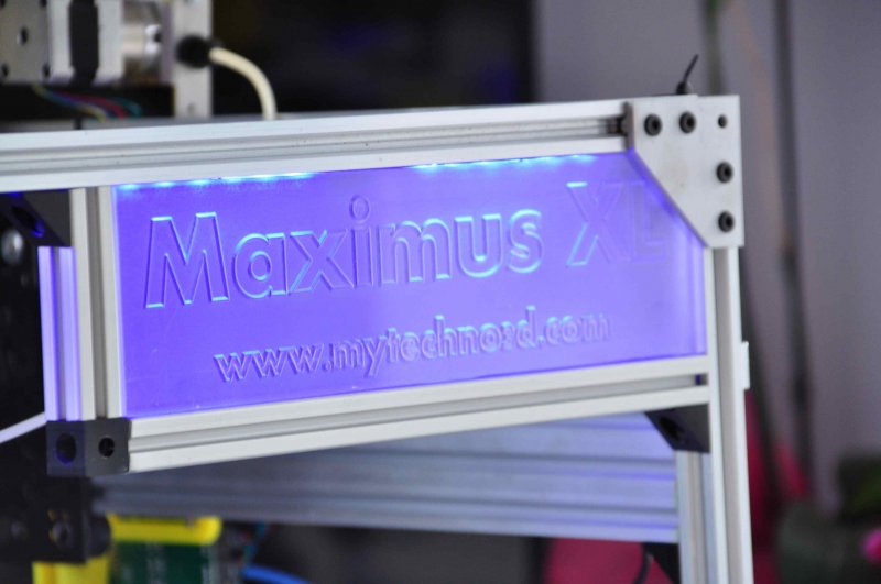 maximus led 2 .jpg