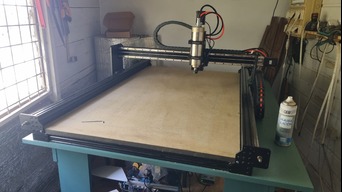 Queenbee Pro 1500x1000